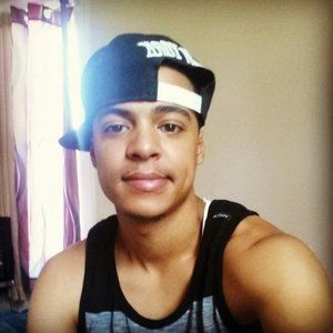 Meet your Posher, Luis